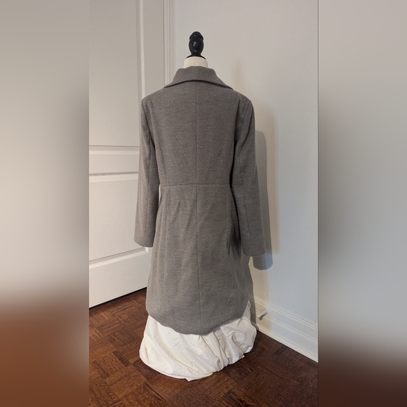 Wool Blend Grey Winter Coat by Hackbarth's of Hamburg, size 8 - Picture 2 of 6